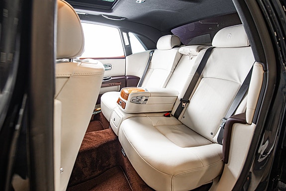 Rolls Royce Ghost 25 of 30