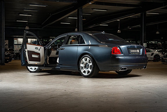 Rolls Royce Ghost 8 of 30