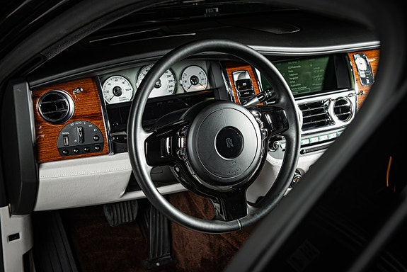 Rolls Royce Ghost 14 of 30
