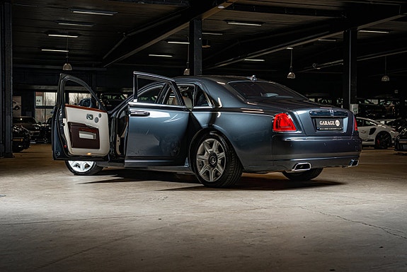 Rolls Royce Ghost 9 of 30
