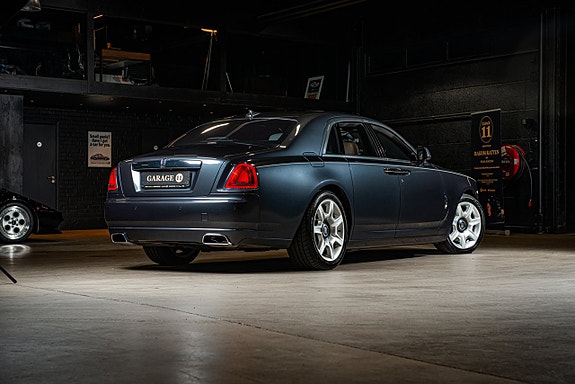 Rolls Royce Ghost 5 of 5