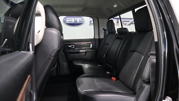 Dodge RAM 1500 8 of 19