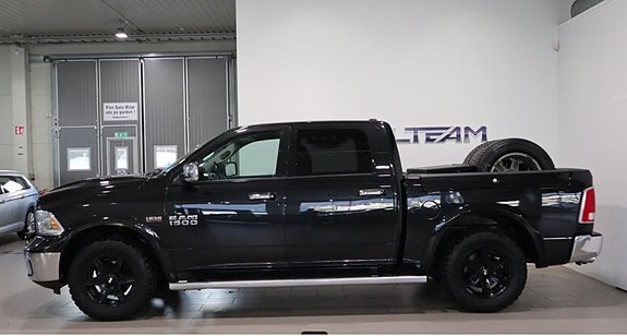 Dodge RAM 1500 2 of 19