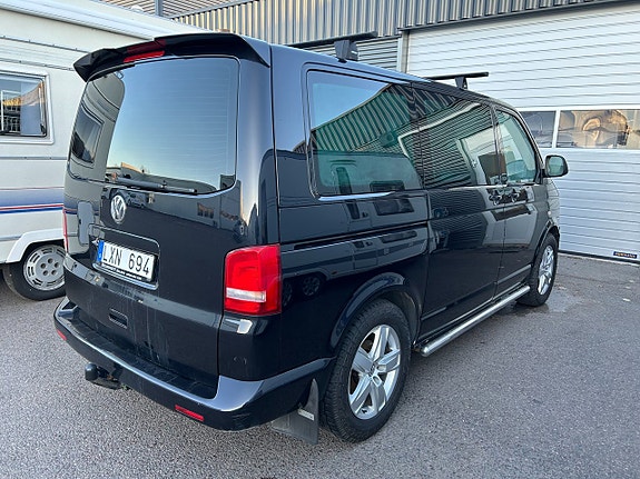 Volkswagen Multivan 4 of 5