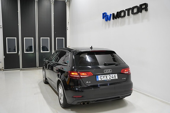 Audi A3 4 of 16