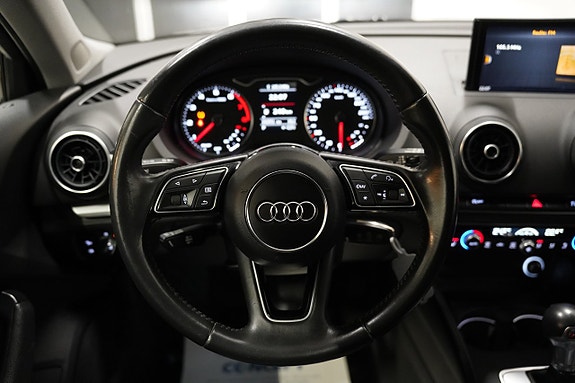 Audi A3 9 of 16