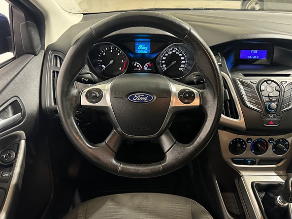 Ford Focus 14 of 18