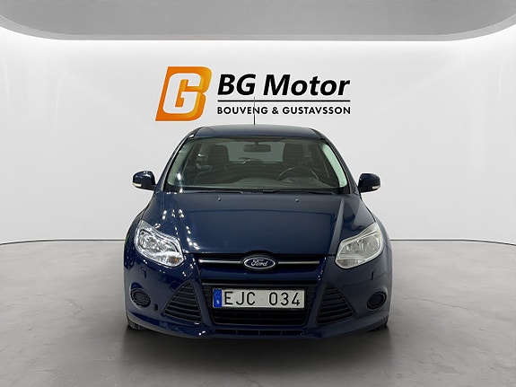 Ford Focus 2 of 18