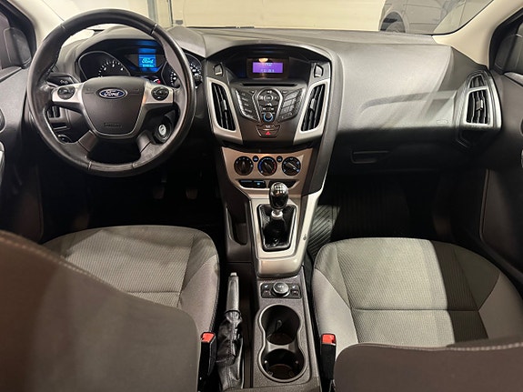 Ford Focus 13 of 18