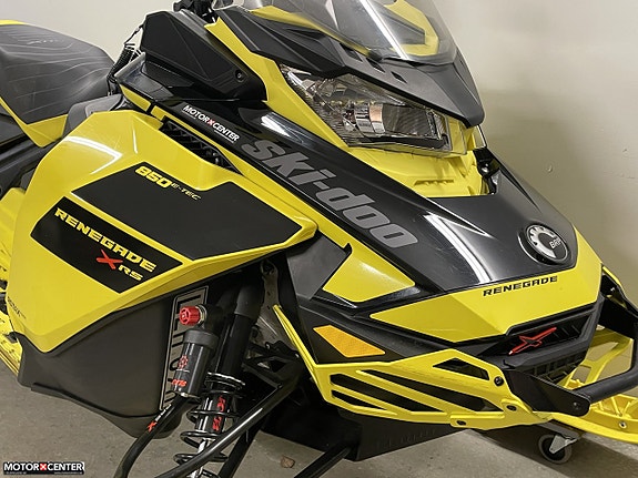 Ski-Doo Renegade 850 E-TEC 5 of 7