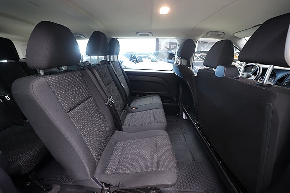 Mercedes-Benz eVito Tourer 9 of 15