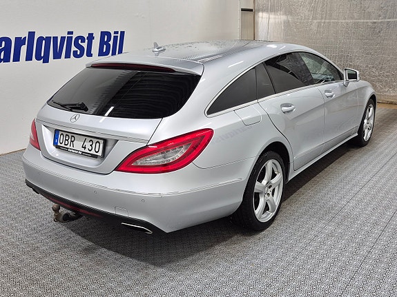 Mercedes-Benz CLS350 4 of 9