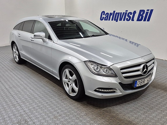 Mercedes-Benz CLS350 3 of 9