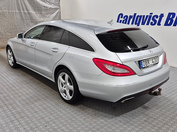 Mercedes-Benz CLS350 5 of 9