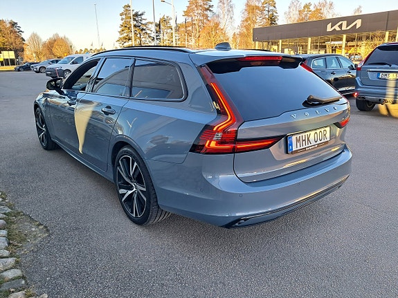 Volvo V90 4 of 7