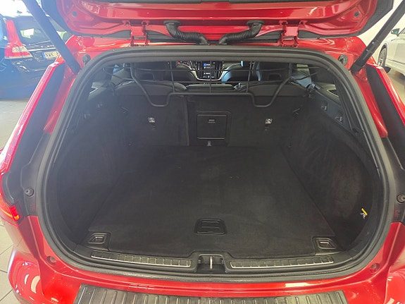 Volvo V60 10 of 27