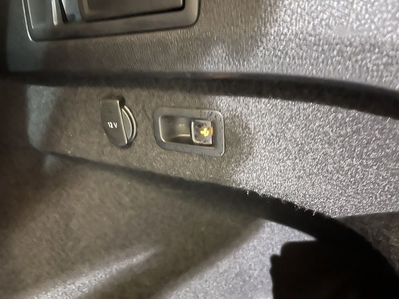 Volkswagen Passat 8 of 19