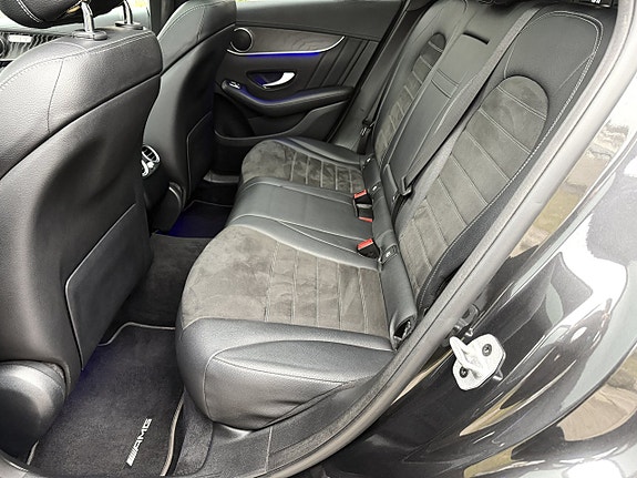 Mercedes-Benz GLC300 de 5 of 5
