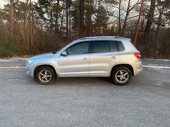 Volkswagen Tiguan 5 of 5