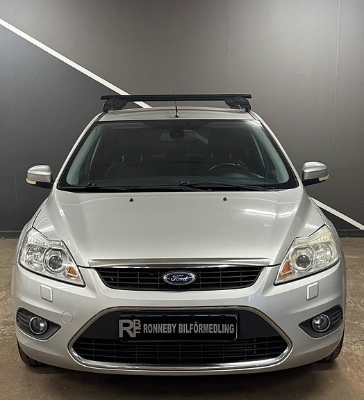 Ford Focus 2 of 17