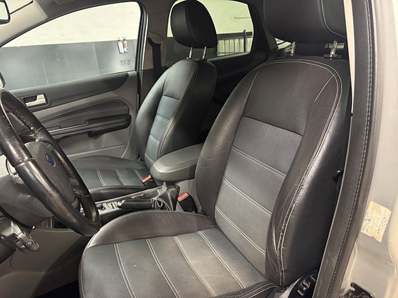 Ford Focus 17 of 17