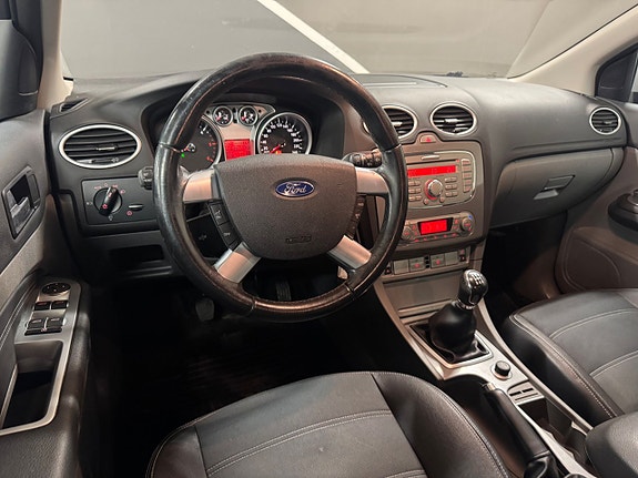 Ford Focus 14 of 17