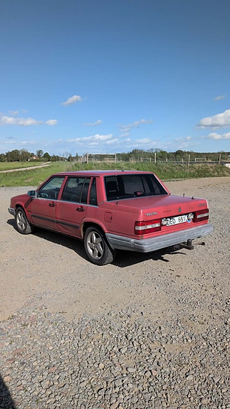 Volvo 740 3 of 5