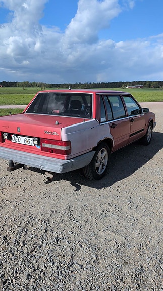 Volvo 740 4 of 5