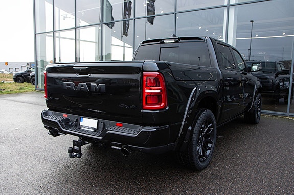 Dodge RAM 1500 5 of 5