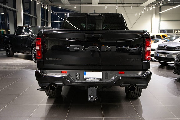 Dodge RAM 1500 5 of 5