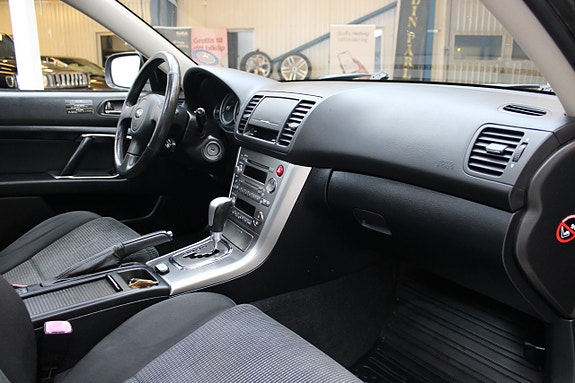 Subaru Outback 8 of 10