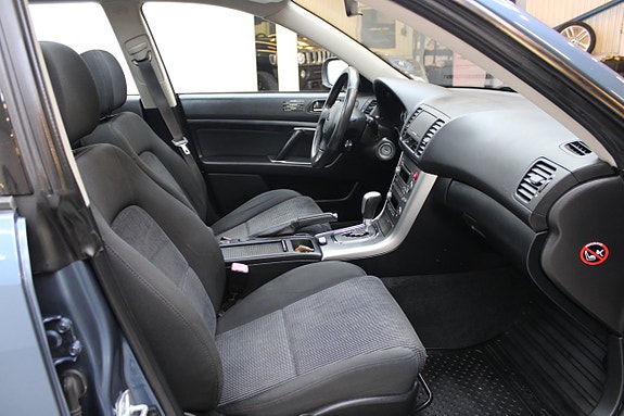 Subaru Outback 6 of 10
