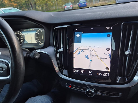 Volvo V60 22 of 27
