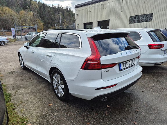 Volvo V60 13 of 27