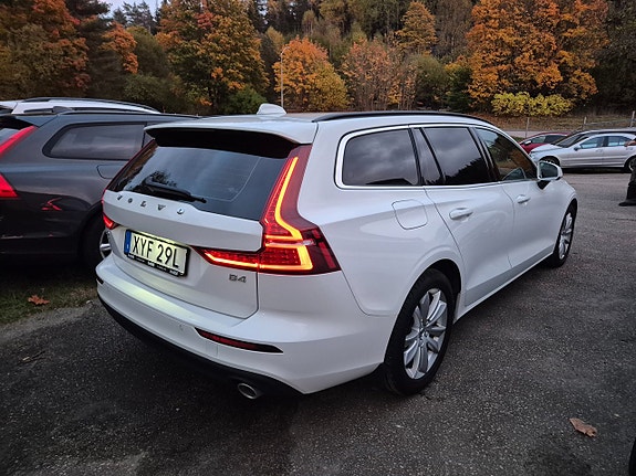 Volvo V60 16 of 27