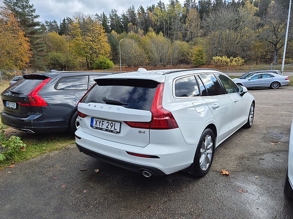 Volvo V60 14 of 27