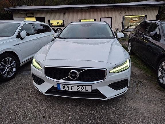 Volvo V60 8 of 27