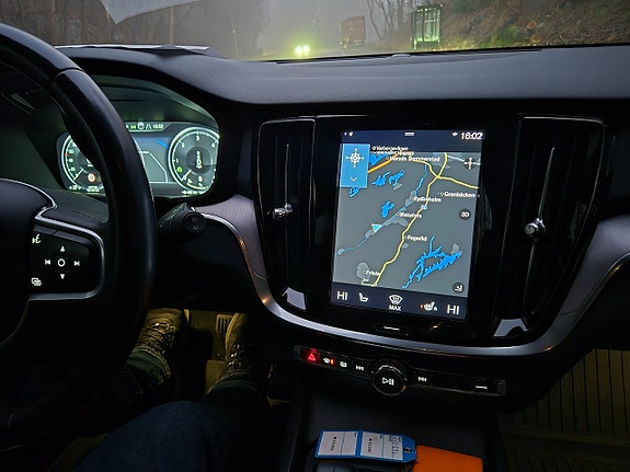Volvo V60 18 of 27