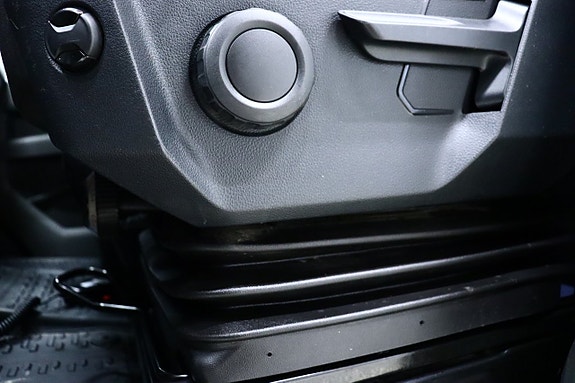 Volkswagen Crafter 23 of 27