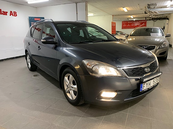 Kia Ceed 17 of 19