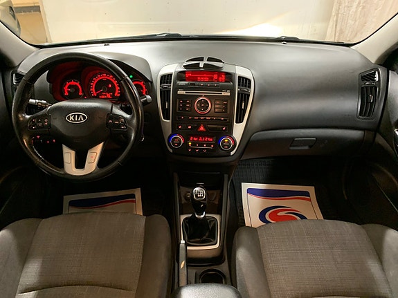 Kia Ceed 8 of 19