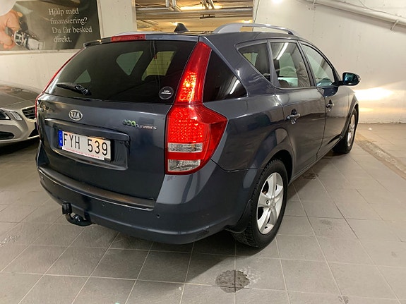 Kia Ceed 4 of 5