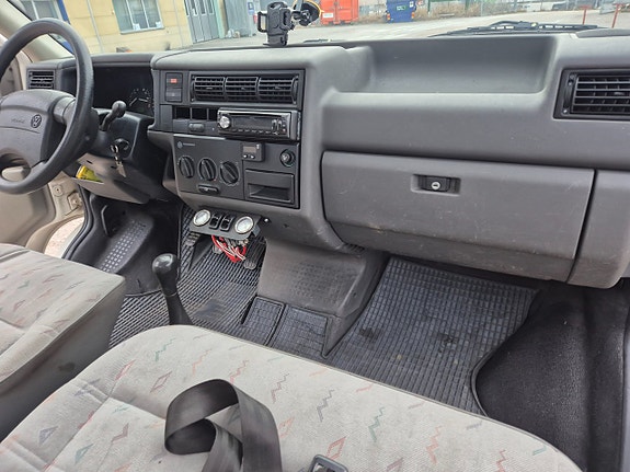 Volkswagen Transporter 17 of 23