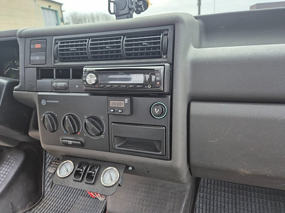 Volkswagen Transporter 18 of 23