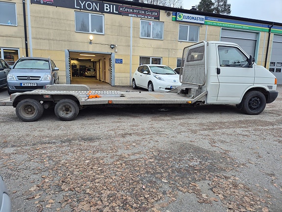 Volkswagen Transporter 6 of 23