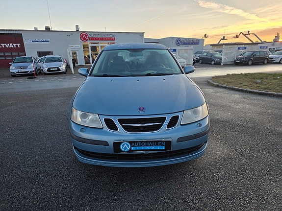 Saab 9-3 2 of 5