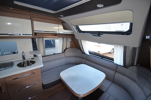 Knaus 590 2 of 9
