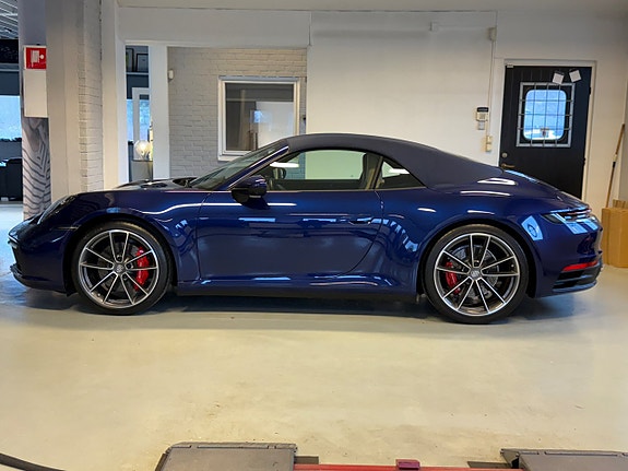 Porsche 992
