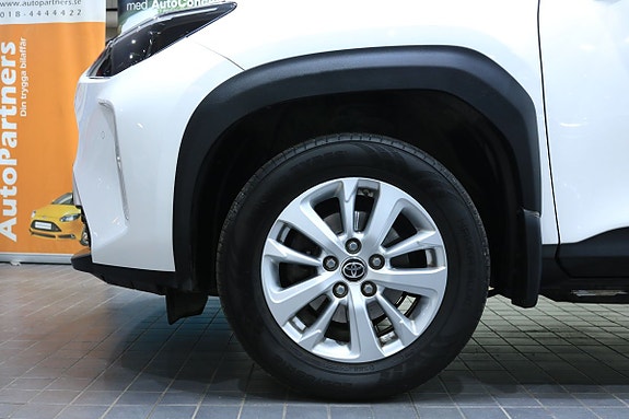 Toyota Yaris Cross 9 of 28