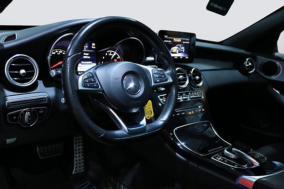 Mercedes-Benz C180 9 of 21